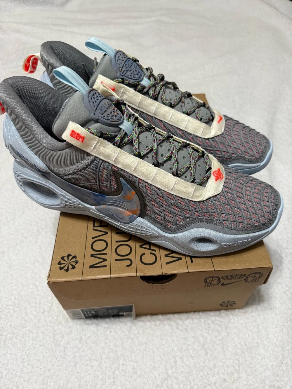 New Men’s Size 11.5 Nike Cosmic Unity Particle Grey / Chambray Space Hippie